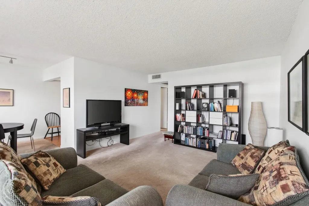321 Fanshaw H Boca Raton FL 33434