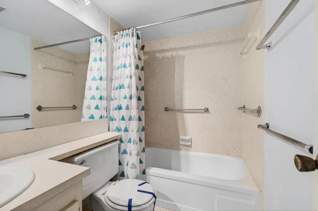 321 Fanshaw H Boca Raton FL 33434
