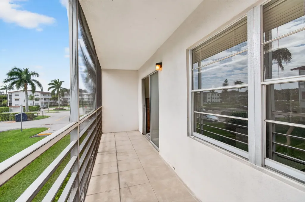 321 Fanshaw H Boca Raton FL 33434