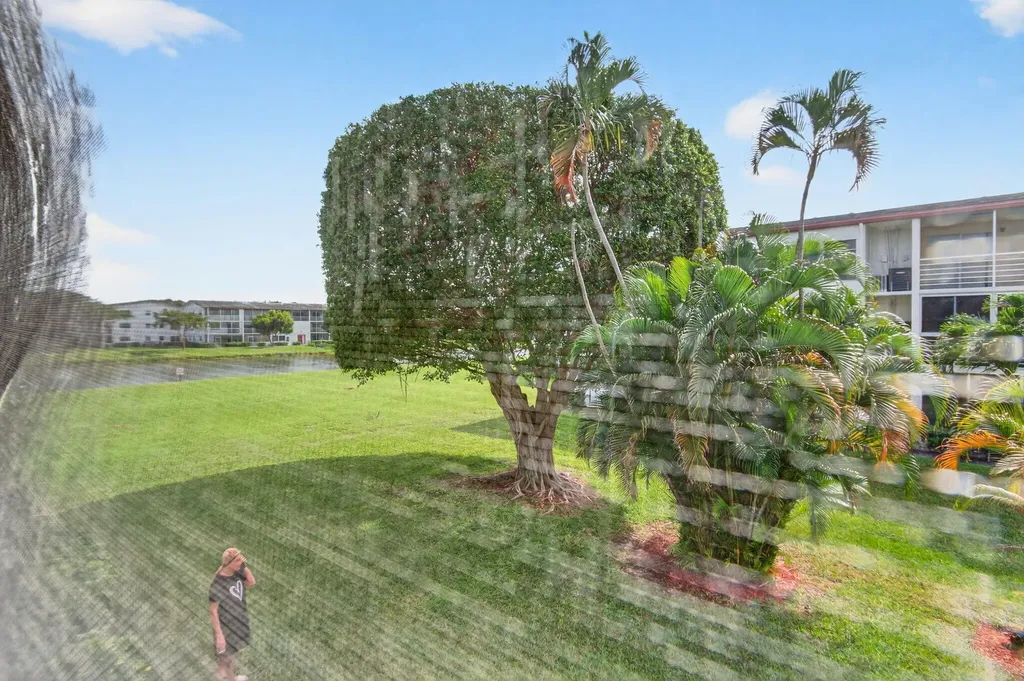 321 Fanshaw H Boca Raton FL 33434