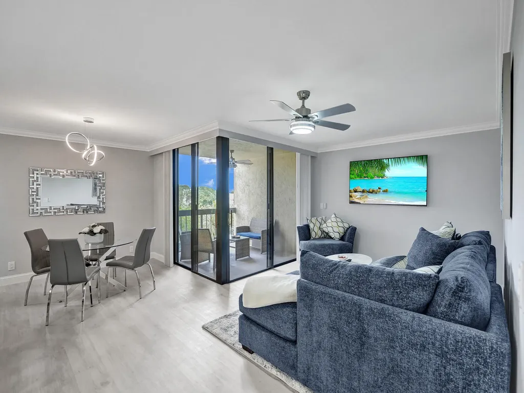 955 Egret Circle Delray Beach FL 33444