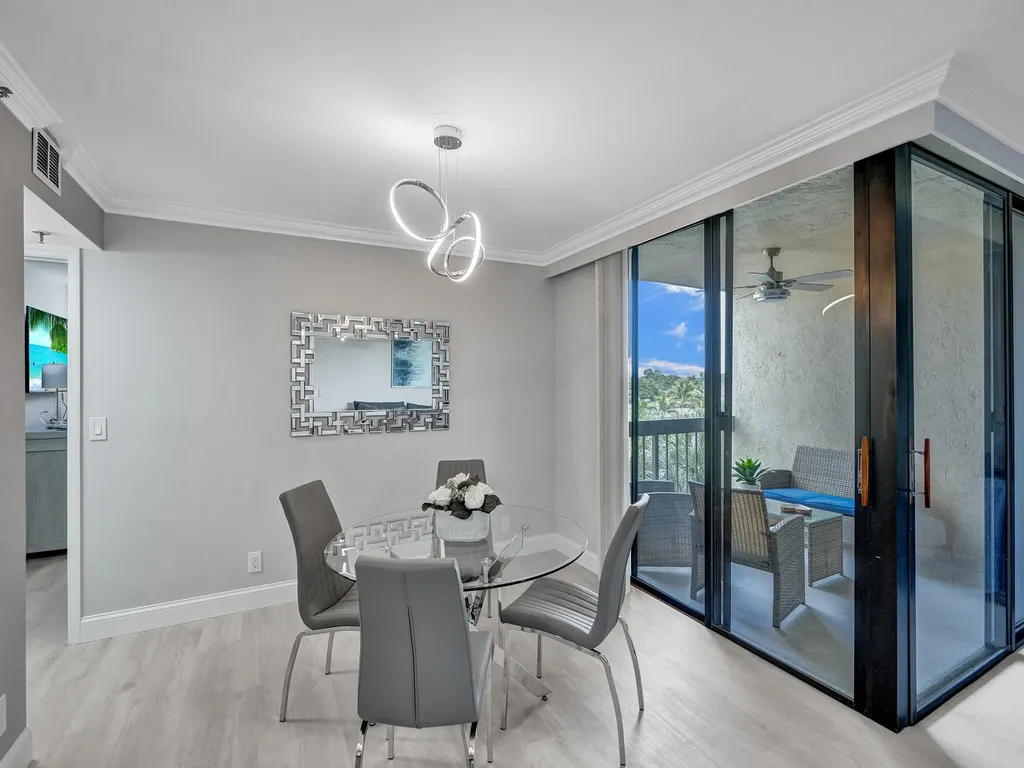 955 Egret Circle Delray Beach FL 33444