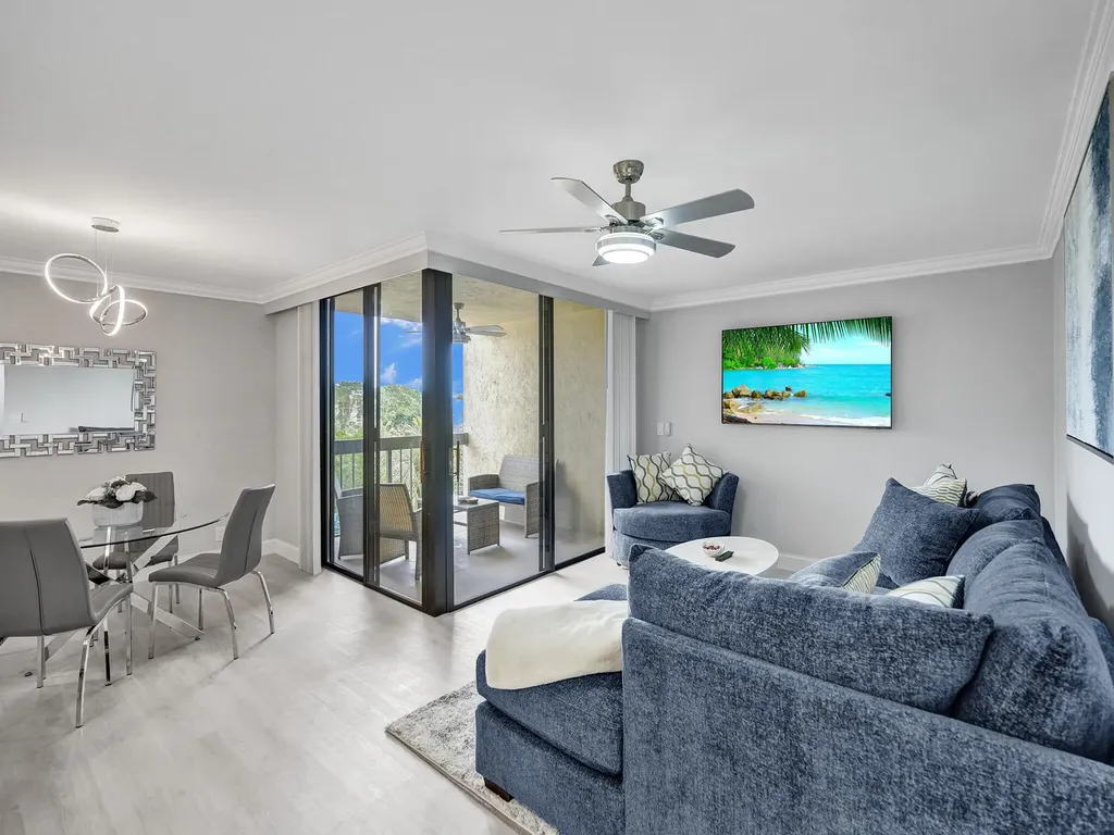 955 Egret Circle Delray Beach FL 33444