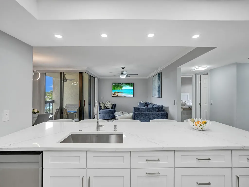 955 Egret Circle Delray Beach FL 33444