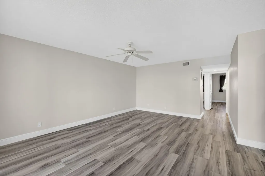 100 Shore Court North Palm Beach FL 33408