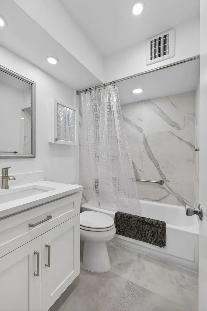100 Shore Court North Palm Beach FL 33408