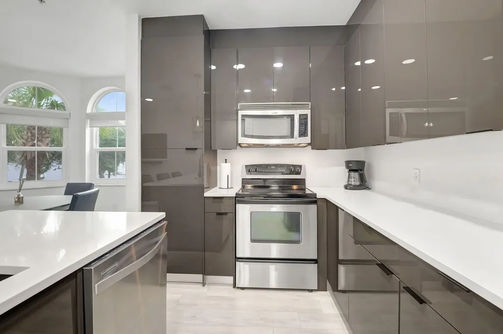 1274 Via Panzani Boynton Beach FL 33426