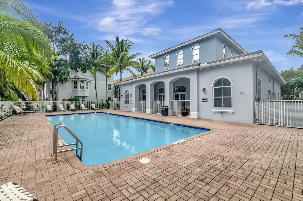 1274 Via Panzani Boynton Beach FL 33426