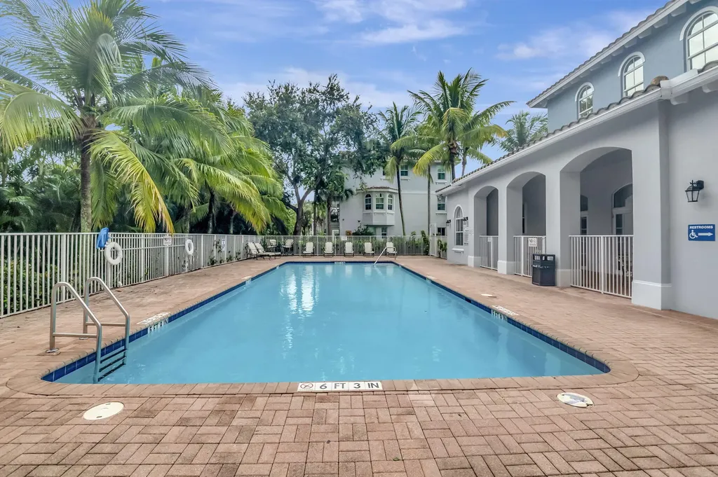 1274 Via Panzani Boynton Beach FL 33426