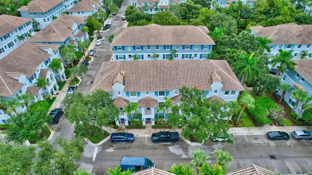 1274 Via Panzani Boynton Beach FL 33426