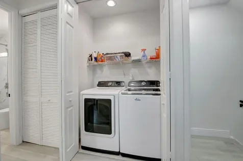 1274 Via Panzani Boynton Beach FL 33426