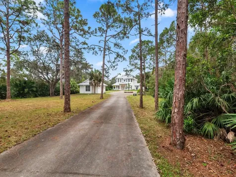 1001 SE Ranch Road Jupiter FL 33478