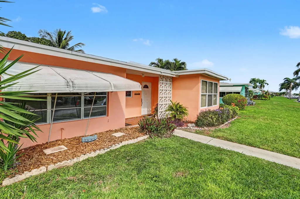 275 South Boulevard Boynton Beach FL 33435