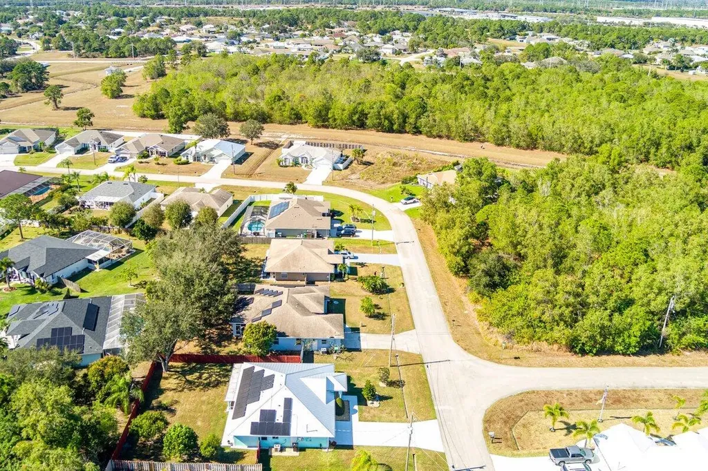 5859 NW Cullom Circle Port St Lucie FL 34986