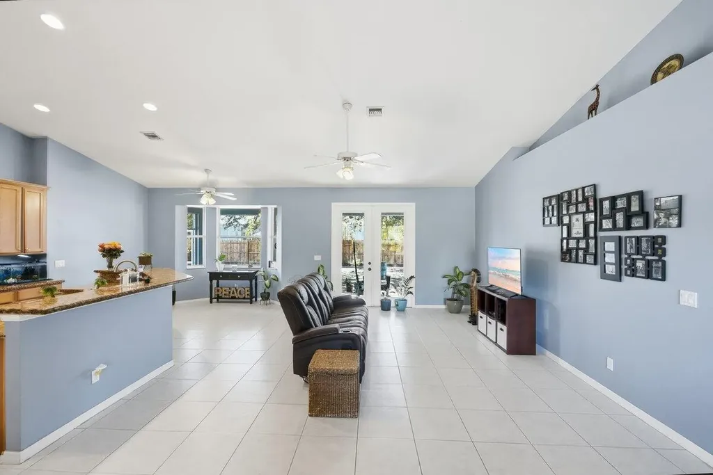 5859 NW Cullom Circle Port St Lucie FL 34986