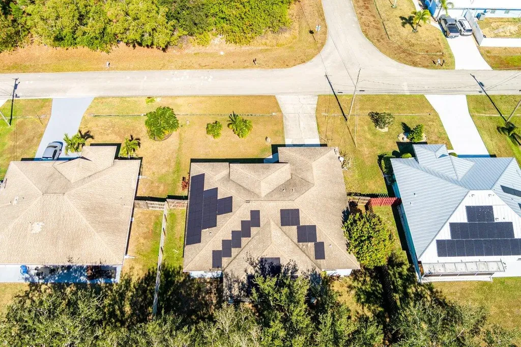 5859 NW Cullom Circle Port St Lucie FL 34986