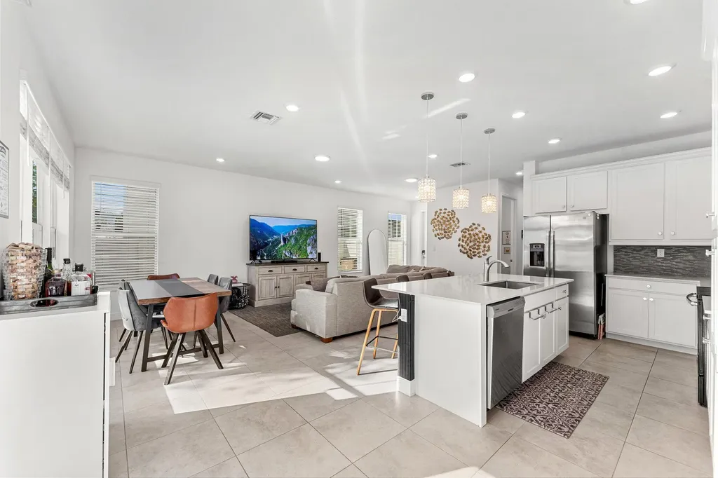 4330 Lago Drive Deerfield Beach FL 33064