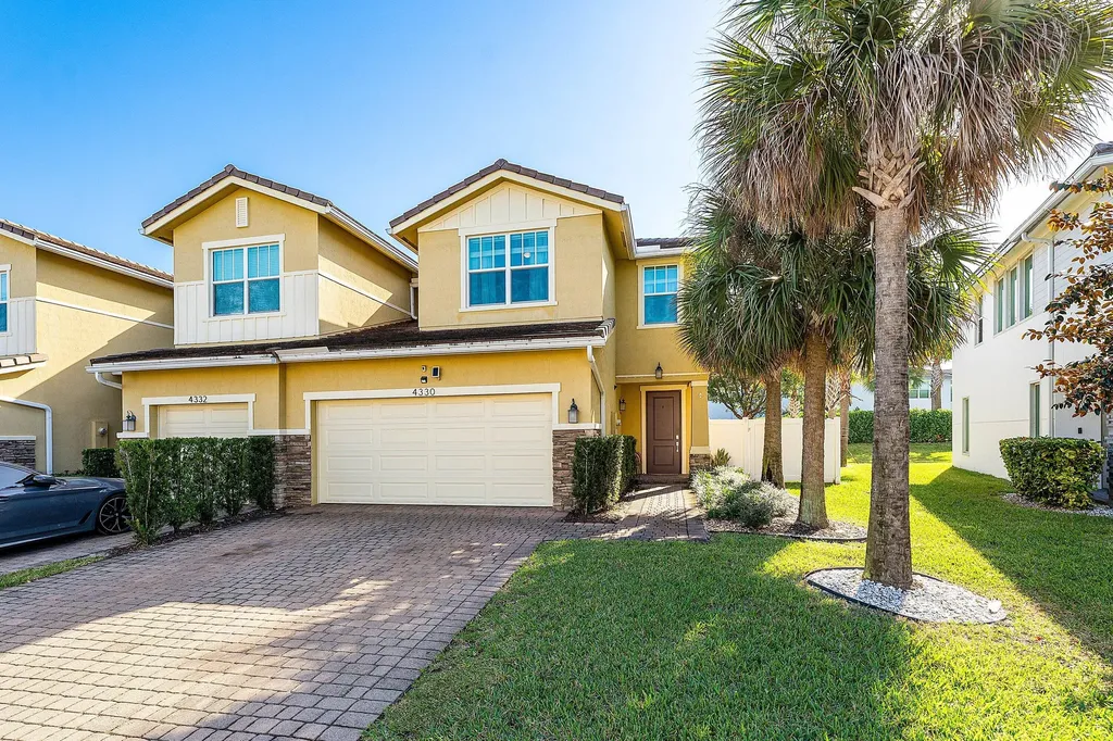 4330 Lago Drive Deerfield Beach FL 33064
