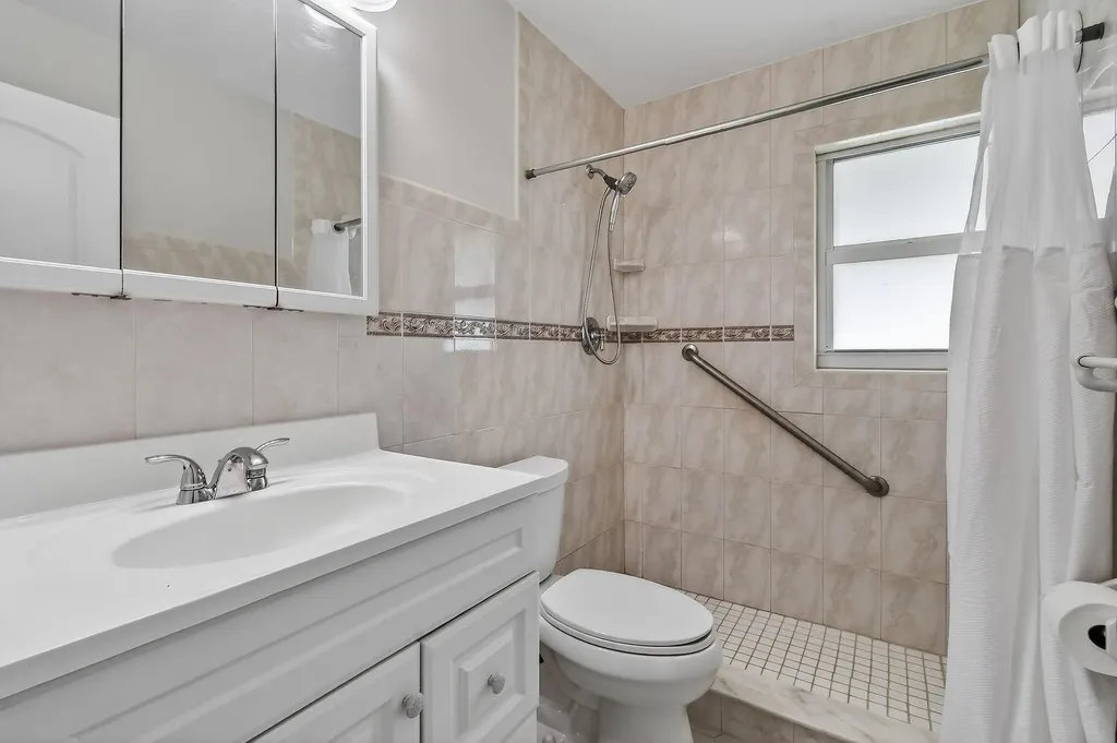 3060 Meridian Way N Palm Beach Gardens FL 33410