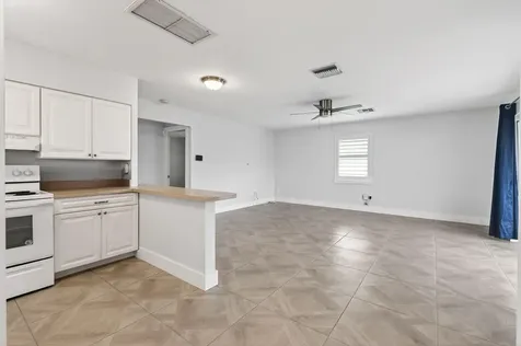 3060 Meridian Way N Palm Beach Gardens FL 33410