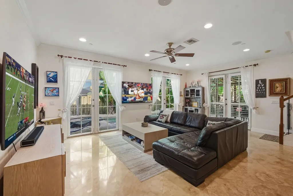 1709 NE 8th Street Fort Lauderdale FL 33304