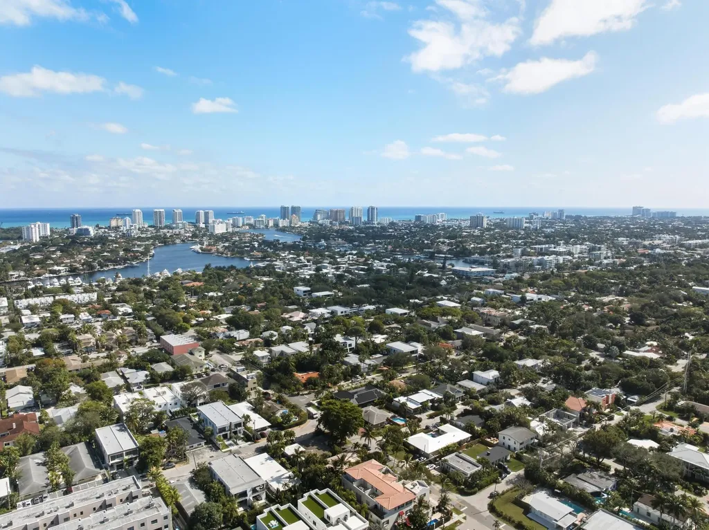 1709 NE 8th Street Fort Lauderdale FL 33304