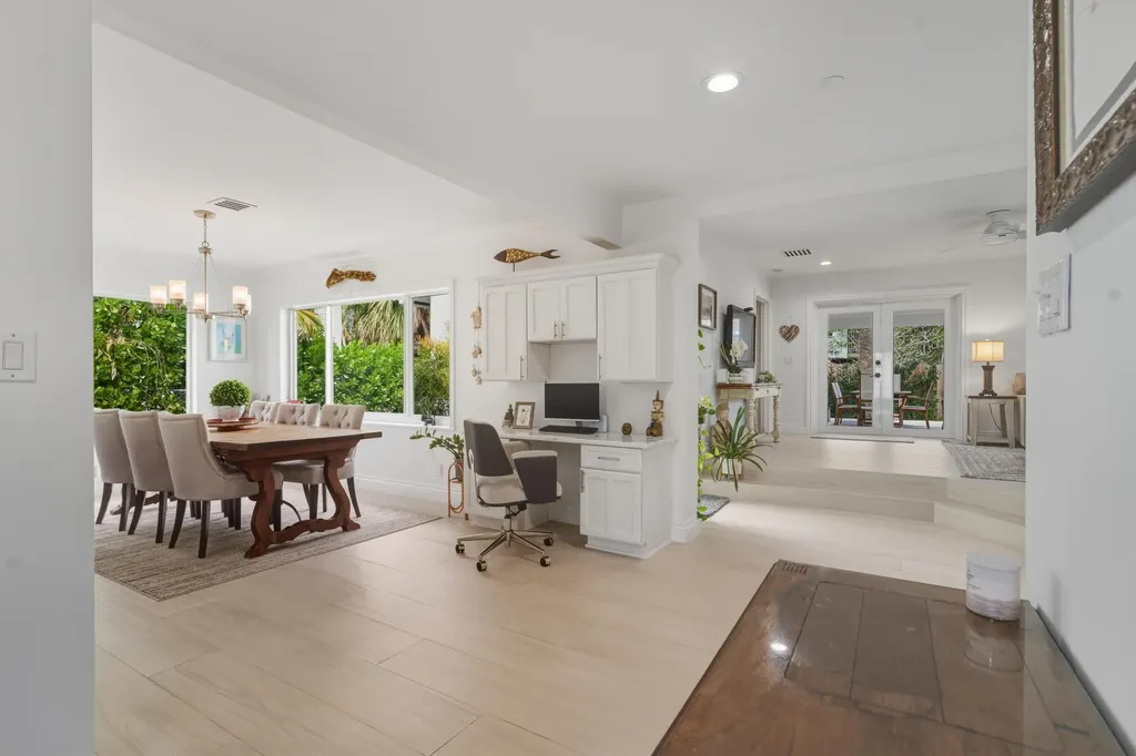 2642 NE 26th Terrace Lighthouse Point FL 33064