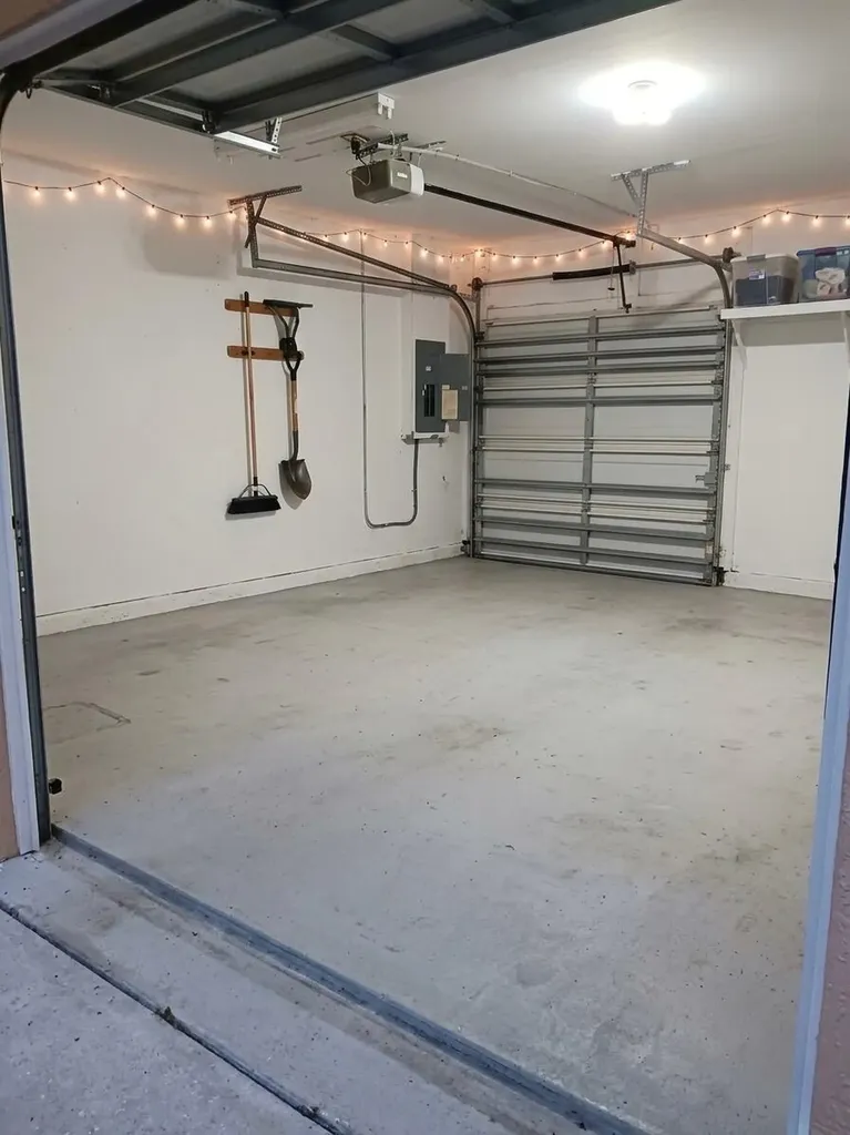 12633 NW 13 Court Sunrise FL 33323