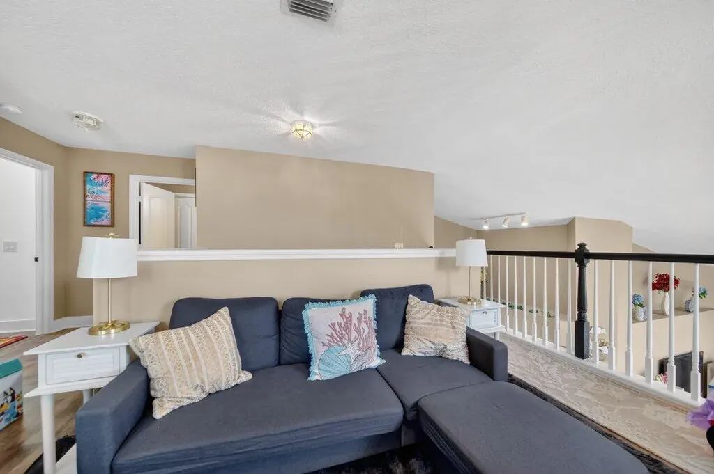1686 SW Harbour Isle Circle Port St Lucie FL 34986
