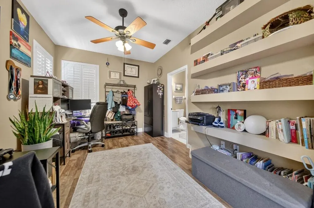 1686 SW Harbour Isle Circle Port St Lucie FL 34986
