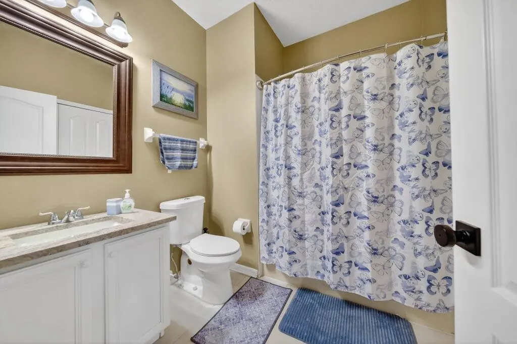 1686 SW Harbour Isle Circle Port St Lucie FL 34986