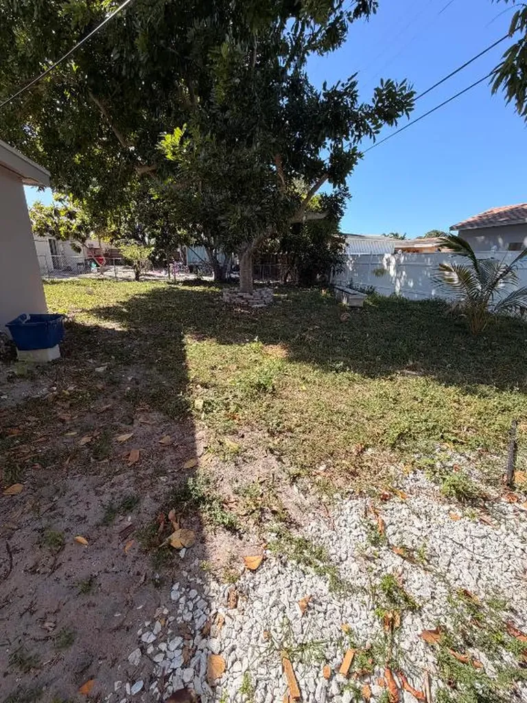 431 Pensacola Drive Lake Worth FL 33462