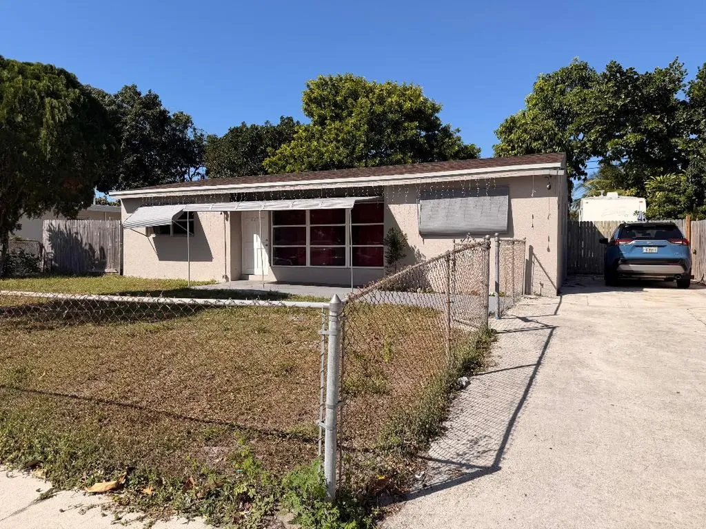 431 Pensacola Drive Lake Worth FL 33462