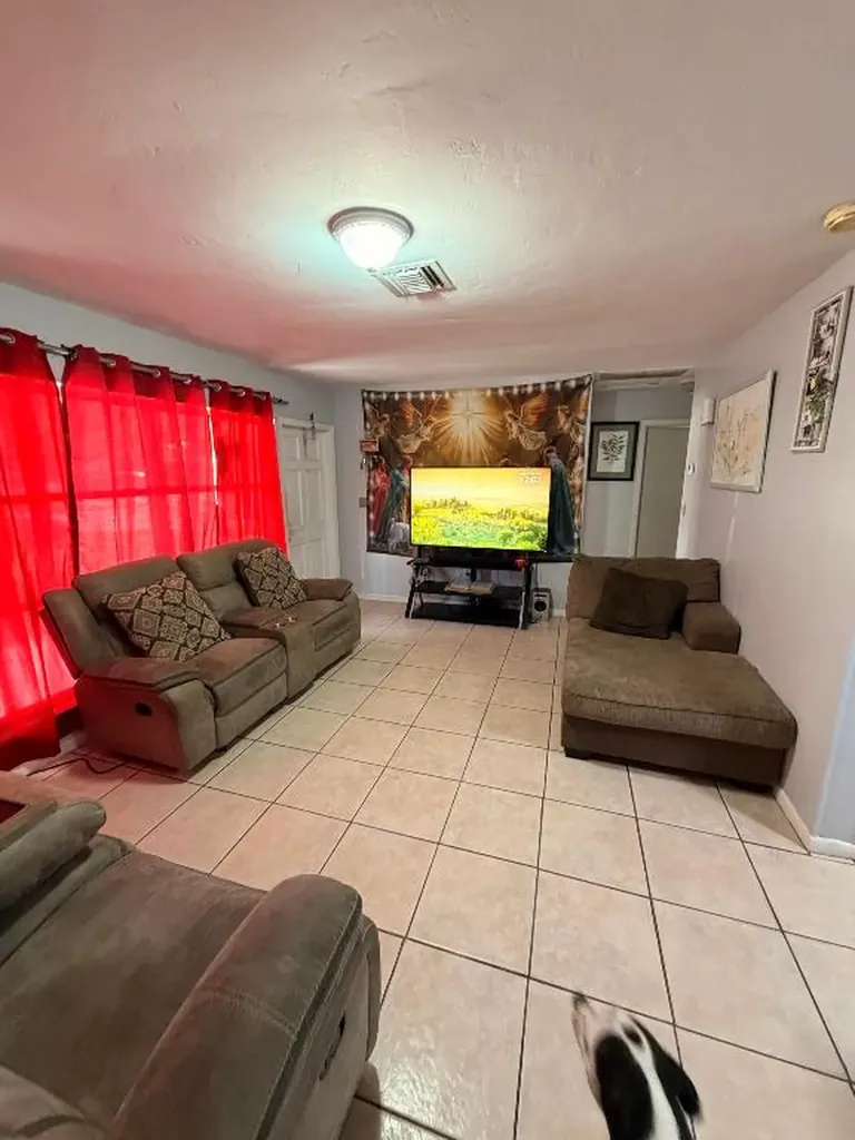 431 Pensacola Drive Lake Worth FL 33462