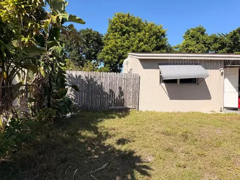 431 Pensacola Drive Lake Worth FL 33462