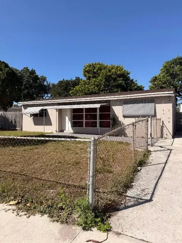 431 Pensacola Drive Lake Worth FL 33462