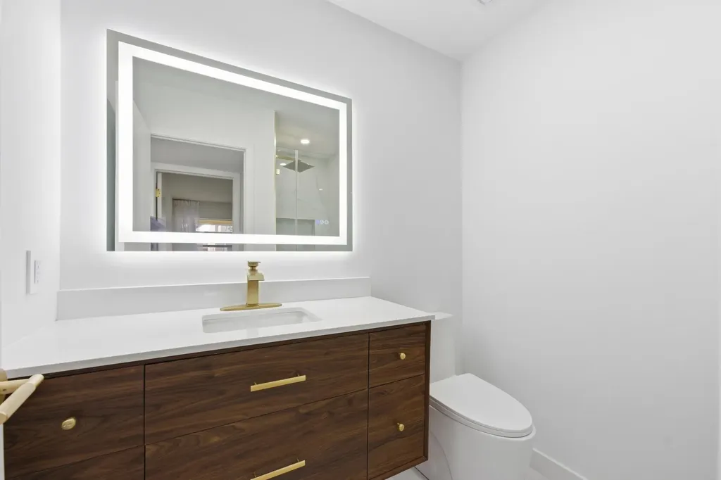 618 Normandy M Delray Beach FL 33484