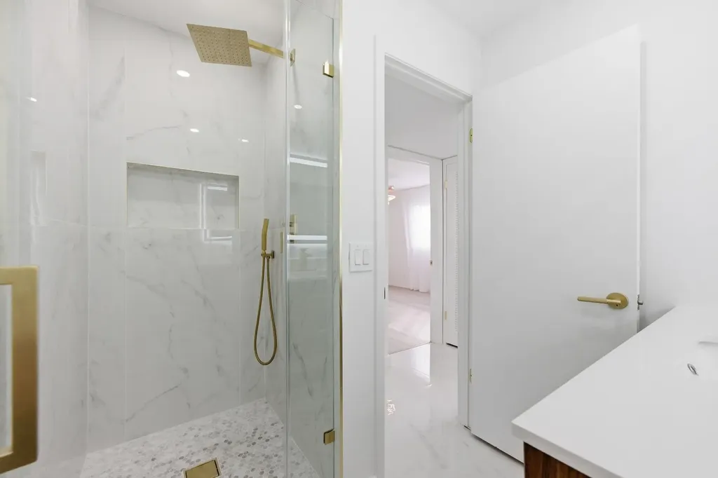 618 Normandy M Delray Beach FL 33484