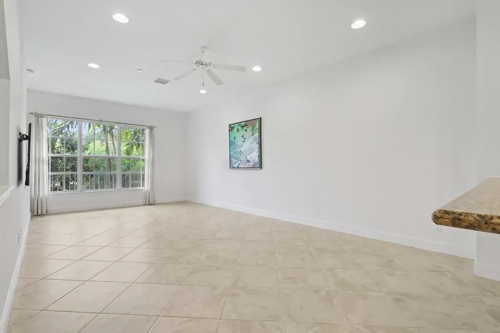 4531 Artesa Way S Palm Beach Gardens FL 33418