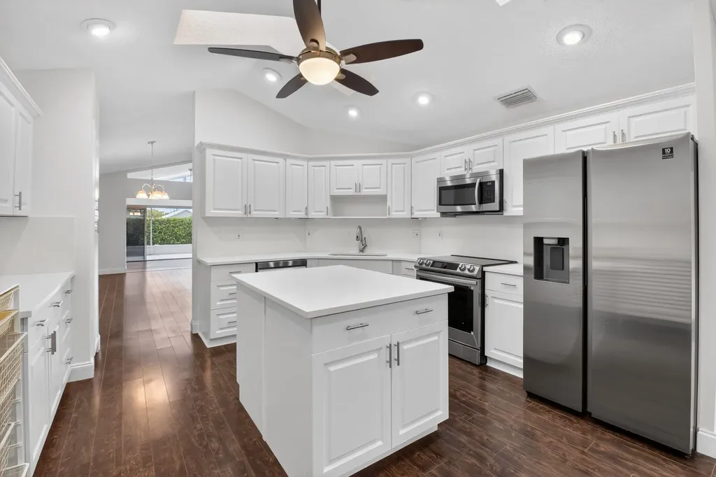 6157 Bay Isle Drive Boynton Beach FL 33437