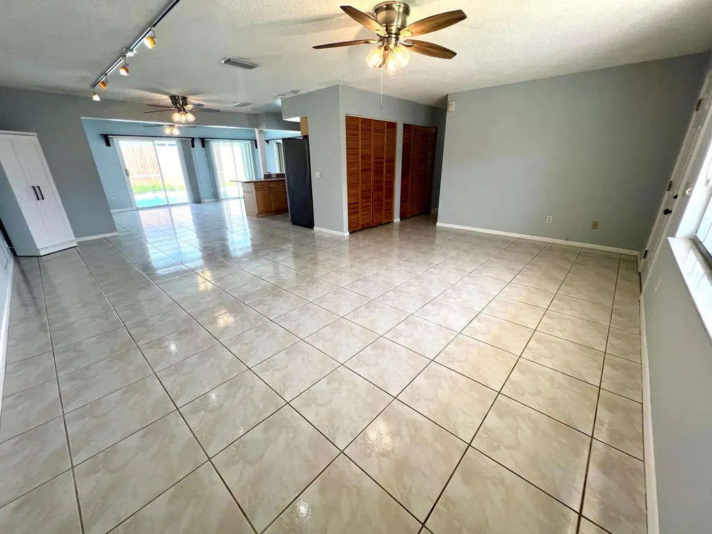 3119 Caribb Way Lake Worth FL 33462