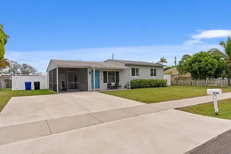 1730 SW 65th Avenue North Lauderdale FL 33068