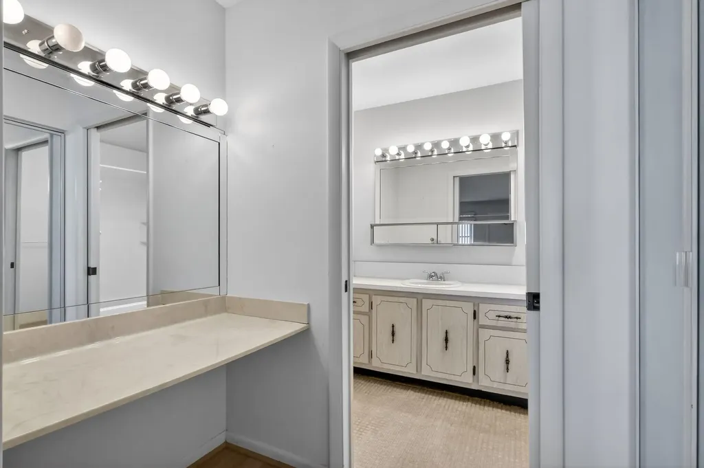 5091 Lakefront Boulevard Delray Beach FL 33484