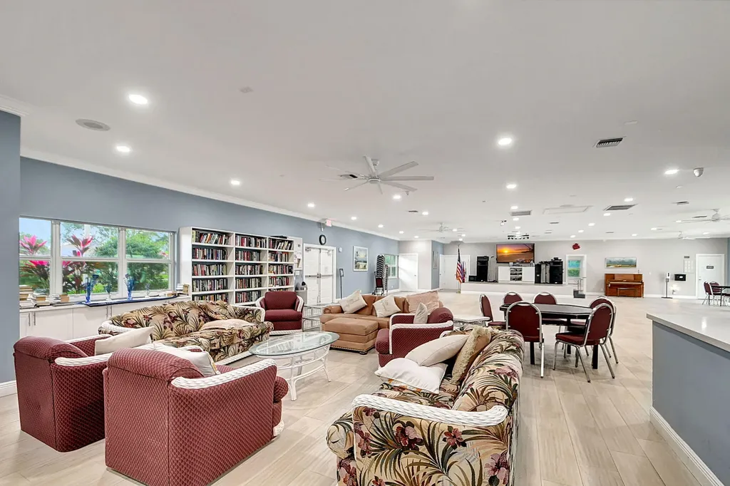 5091 Lakefront Boulevard Delray Beach FL 33484