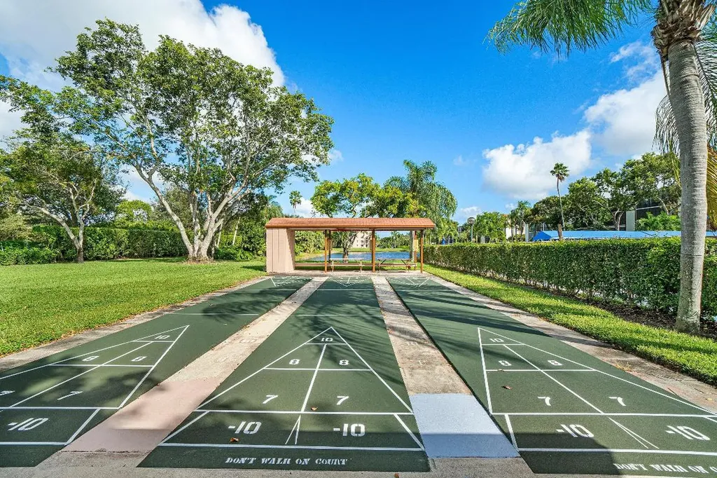 7270 Ashford Place Delray Beach FL 33446