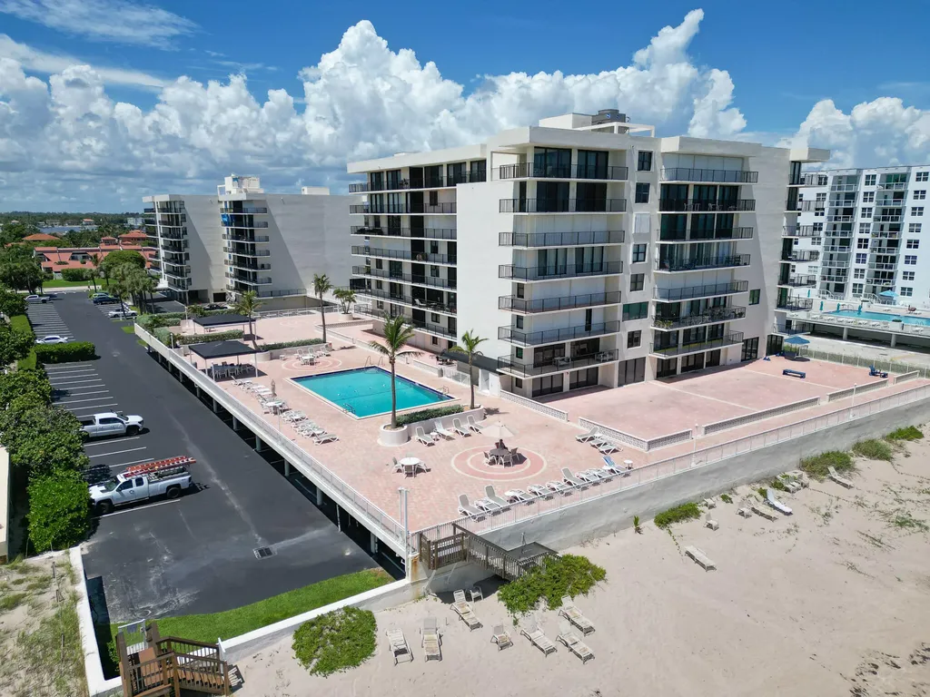 3460 S Ocean Boulevard Palm Beach FL 33480