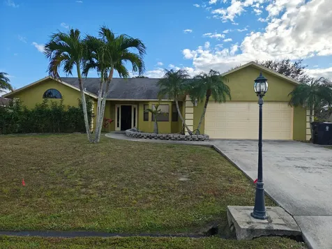 222 SW Fairchild Avenue Port St Lucie FL 34984