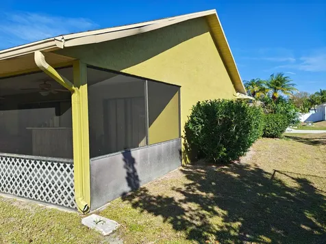 222 SW Fairchild Avenue Port St Lucie FL 34984