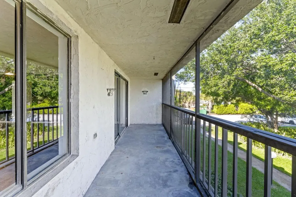 150 Pineview Road Jupiter FL 33469