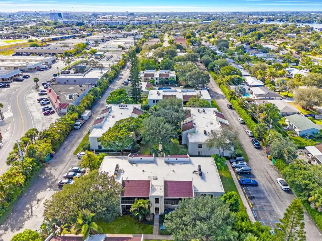 150 Pineview Road Jupiter FL 33469